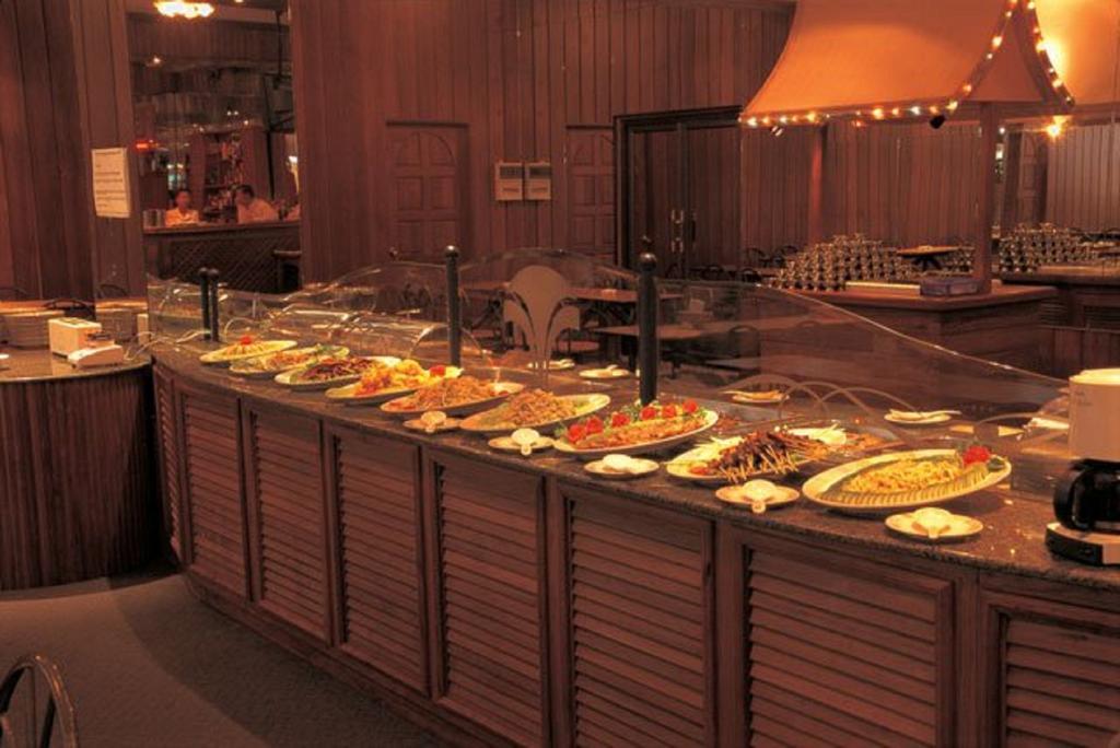 Yuzana Hotel Янгон Екстер'єр фото