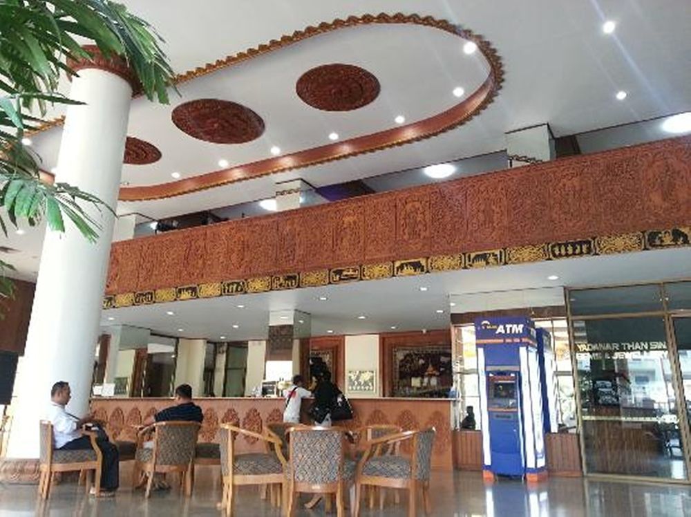 Yuzana Hotel Янгон Екстер'єр фото